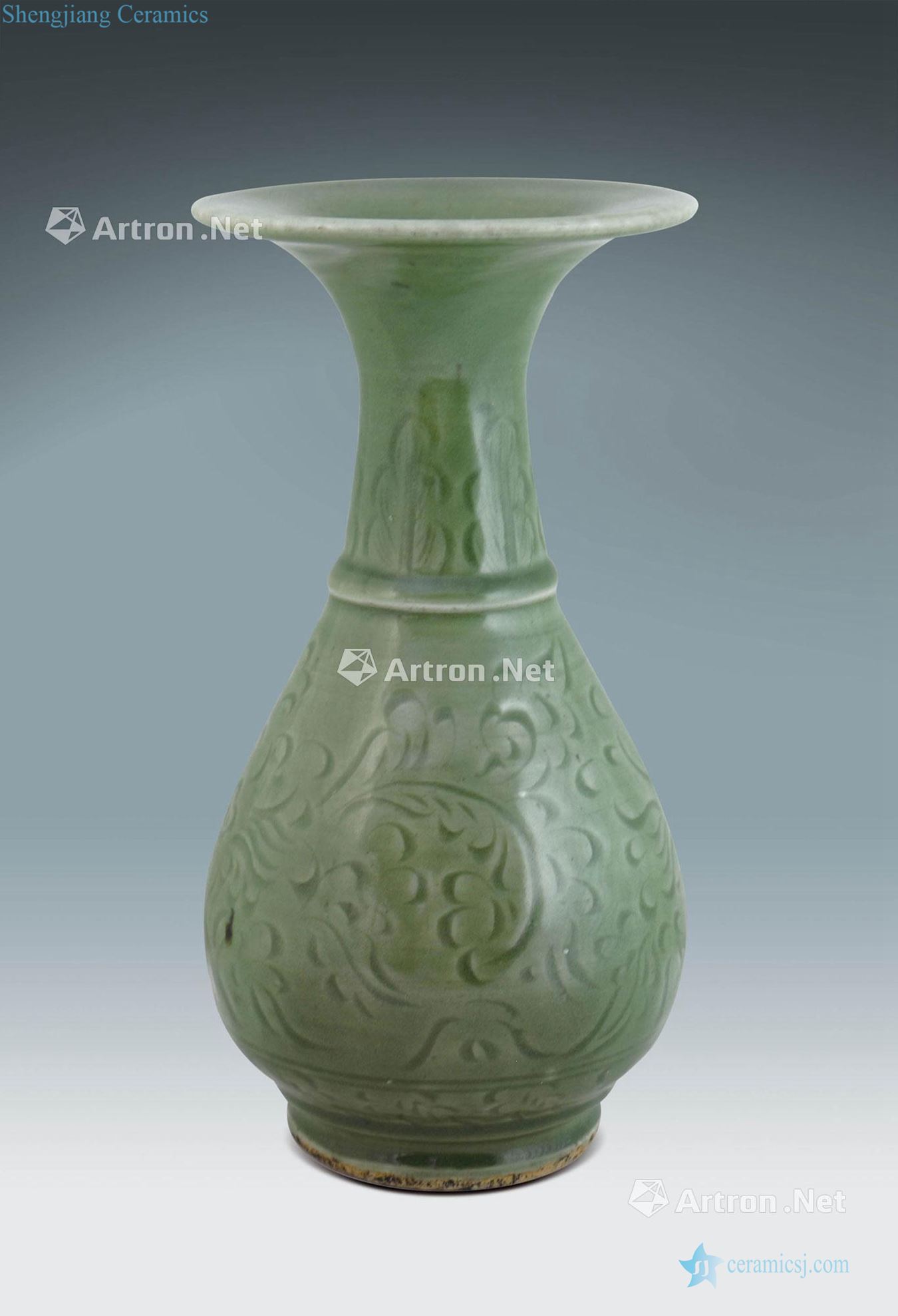 yuan Longquan glaze flower grain jar