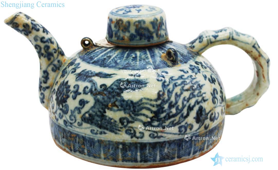 qing Blue and white chicken ewer the wear pattern