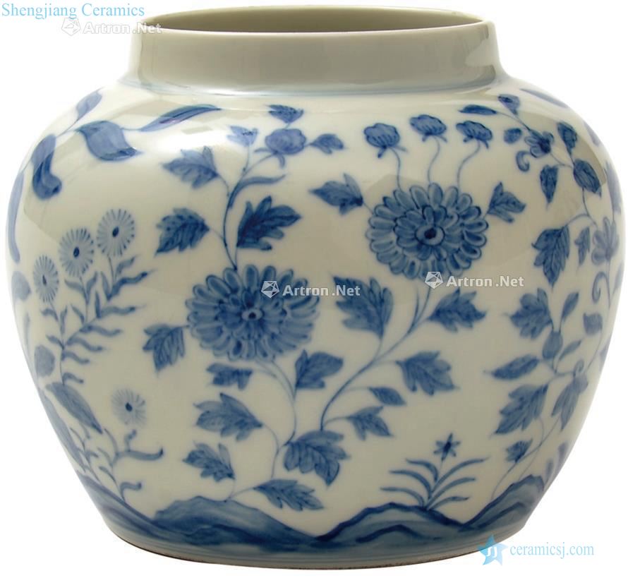 Ming Blue and white flower grain tank