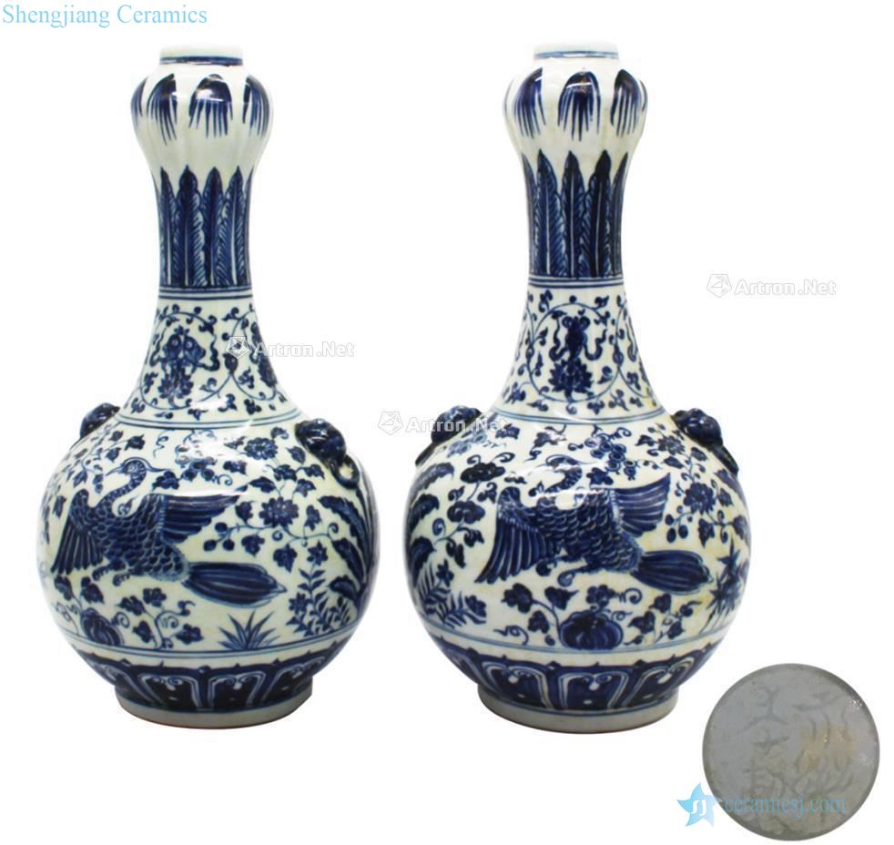 Ming Blue and white double phoenix branch lines garlic bottle