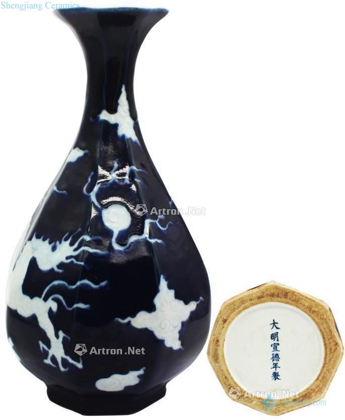 Ming Sapphire blue glaze white YunLongWen eight arrises okho spring bottle