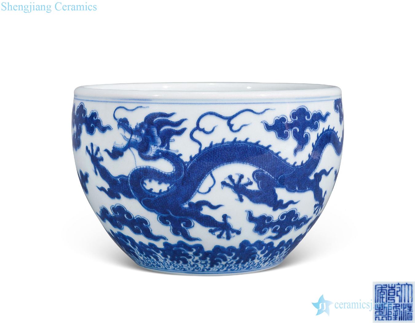 Qing qianlong Blue sea dragon cylinder