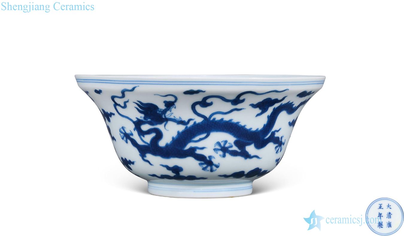 Qing yongzheng Blue and white dragon or bowl