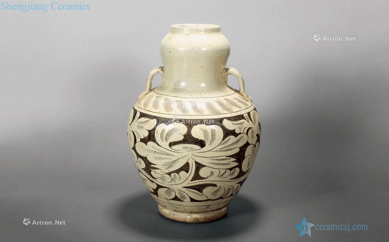 yuan Magnetic state kiln white glazed carved flowers double hu reed bottles