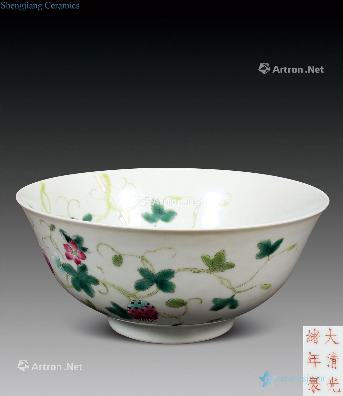 "Qing guangxu reign of qing emperor guangxu years" model of pastel sanduo green-splashed bowls