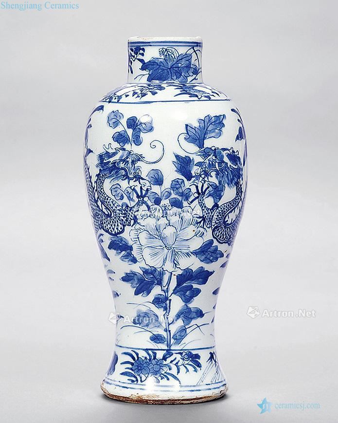 In late qing dynasty Blue and white floral dragon tank