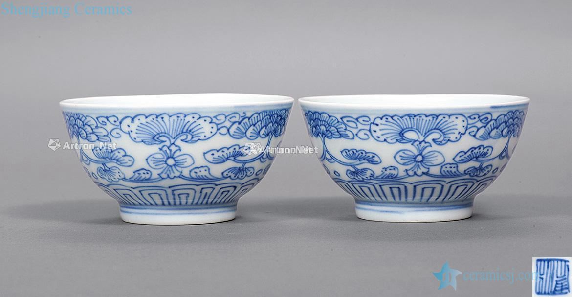 qing Blue and white light tracing lotus green-splashed bowls (a)