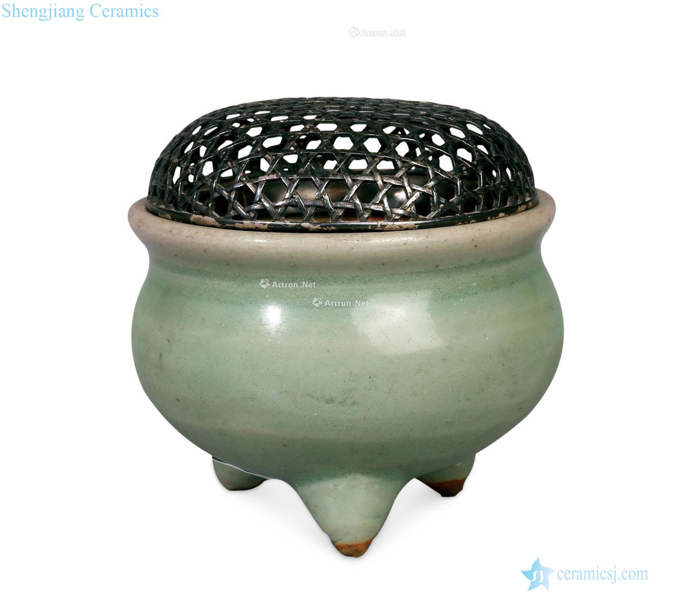 Yuan, Ming Longquan celadon green glaze by furnace