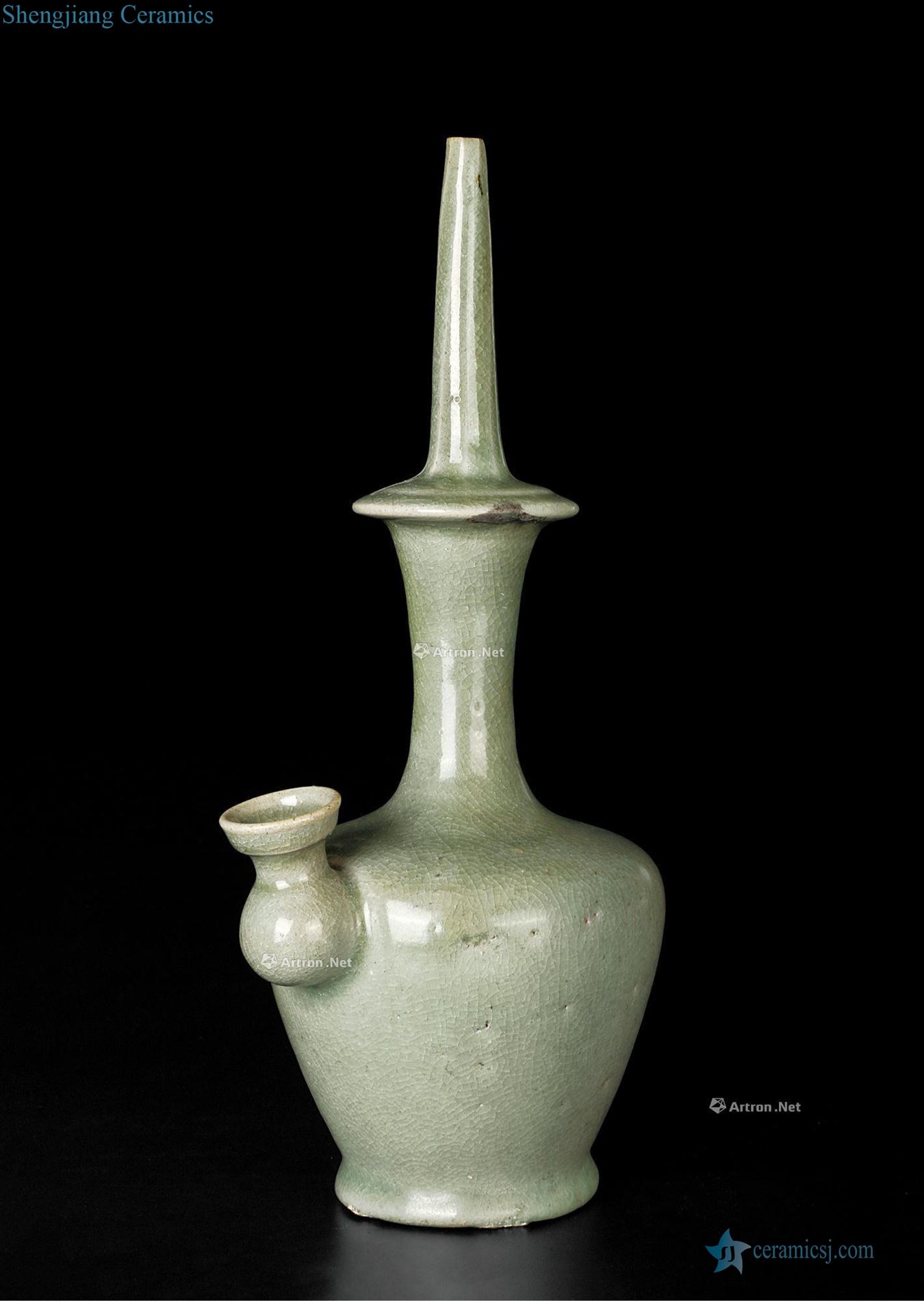In the late tang dynasty Korea China green glaze army