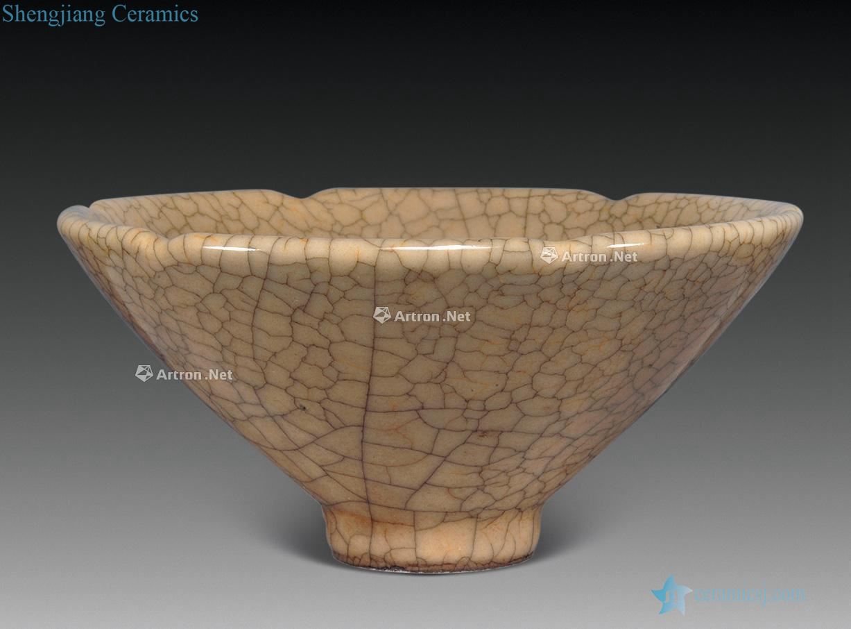 The southern song dynasty glaze kwai mouth hat to bowl