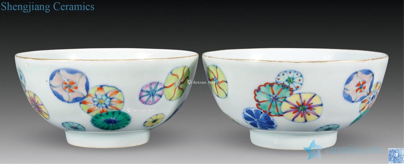 Qing qianlong bucket color ball flower phnom penh bowl (a)