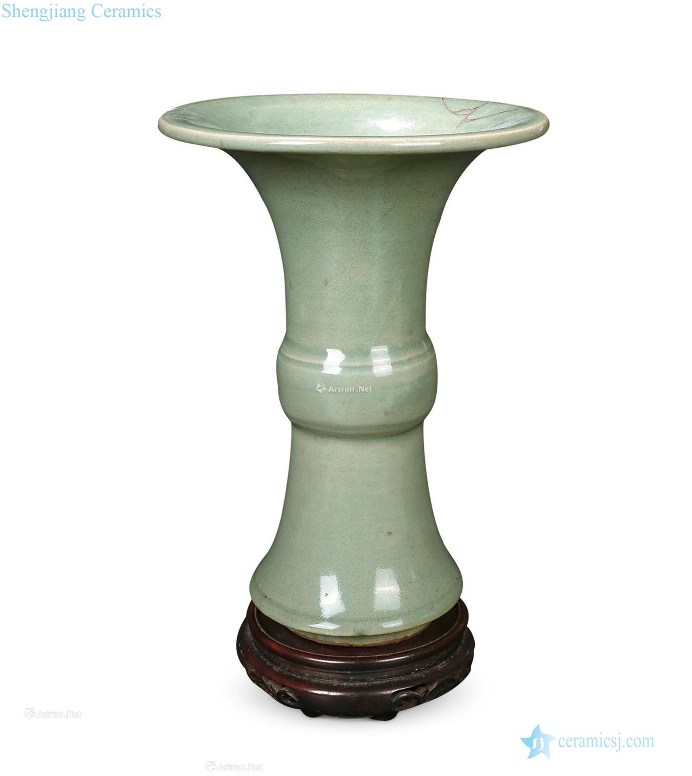 yuan Longquan celadon green glaze vase with flowers