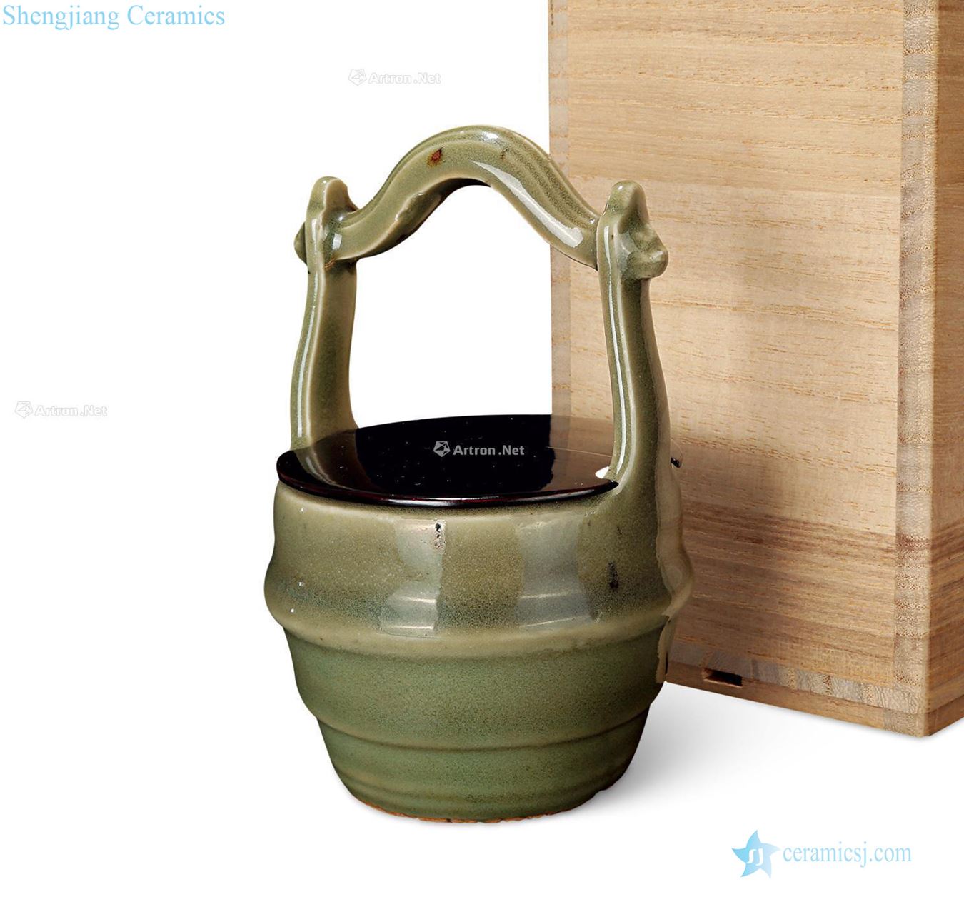 yuan Longquan celadon green glaze imitated barrel into the tea