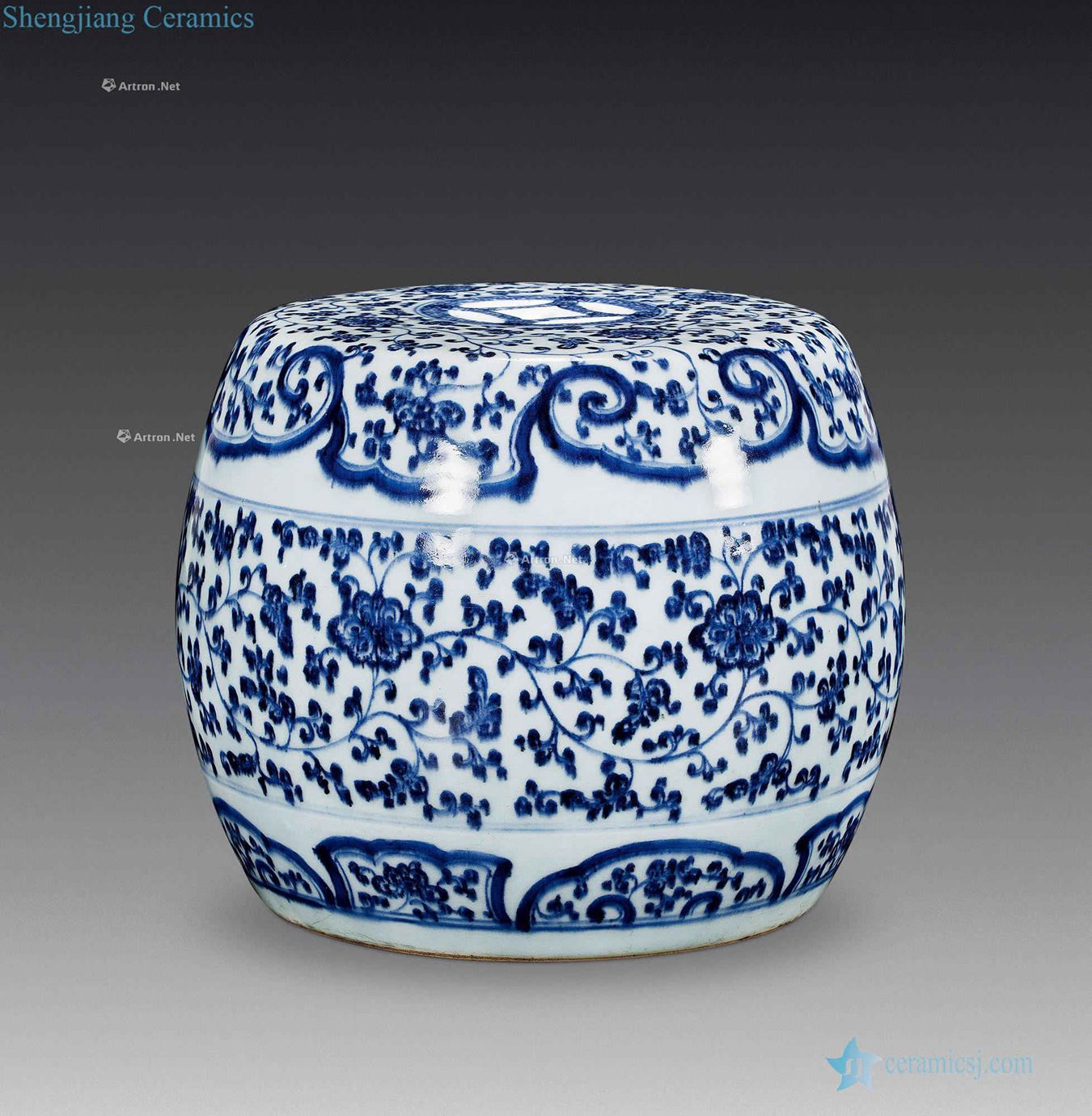 Emperor qianlong Blue and white tie up branch pattern hand pillow