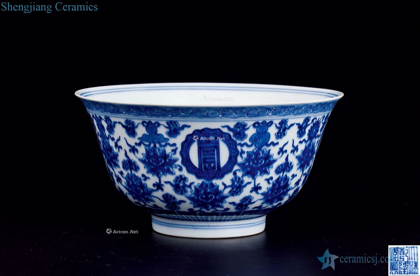 qing Blue and white figure bowl stays around branches