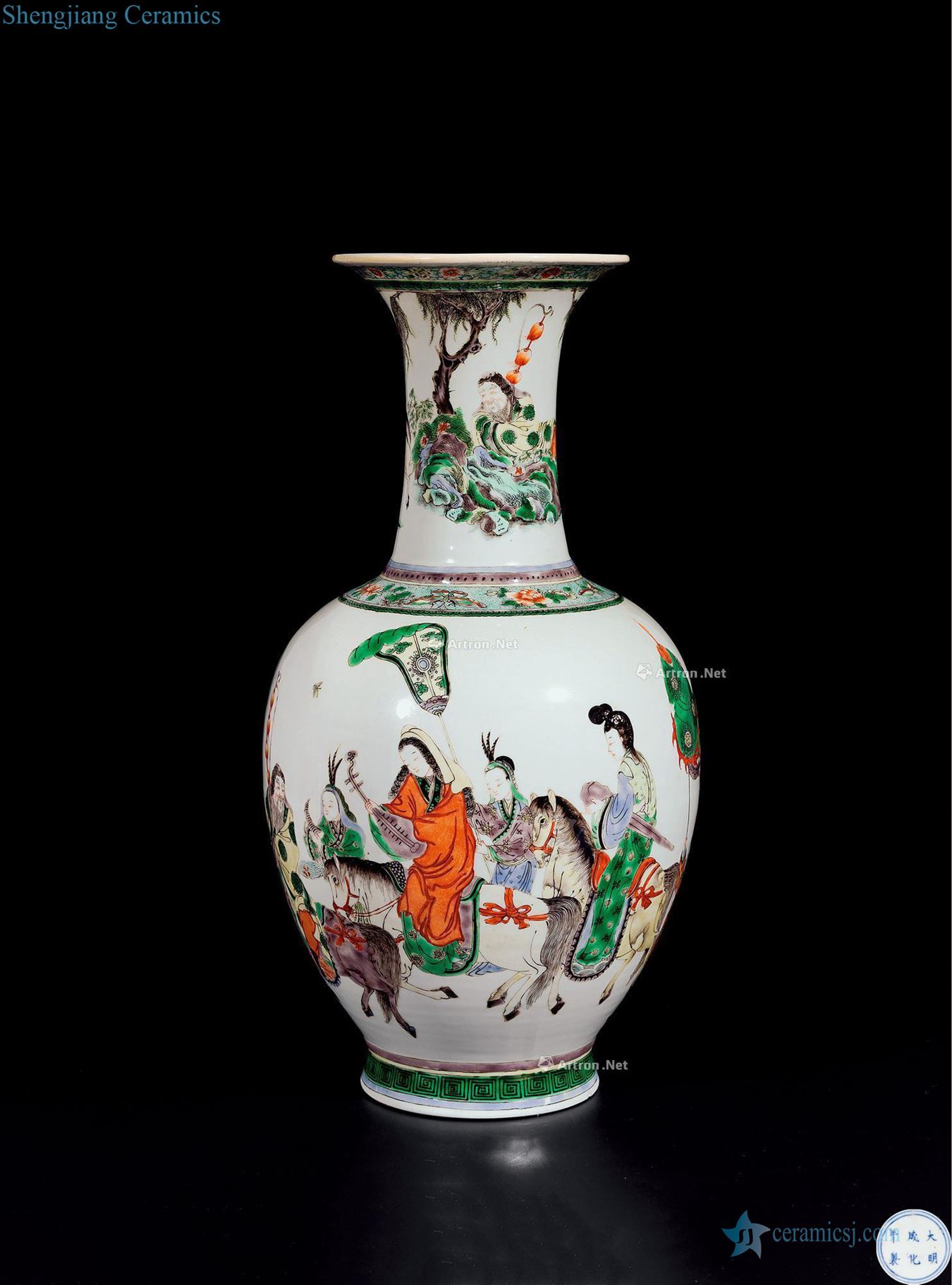 Qing stories of colorful figure radish bottle