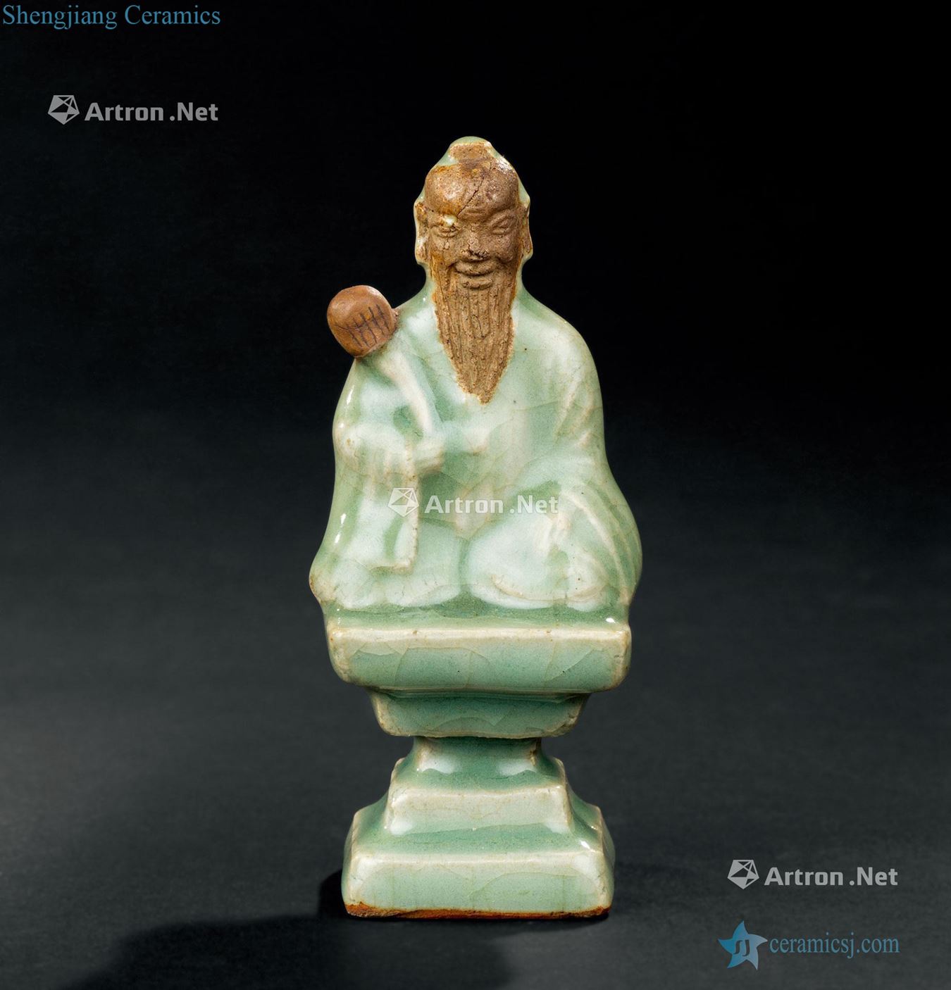 In the Ming dynasty (1368-1644), longquan celadon Taoism fairy