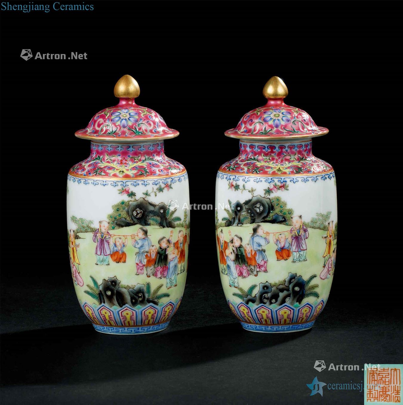 Qing jiaqing (1796-1820), pastel YingXiWen bottle cover (a)