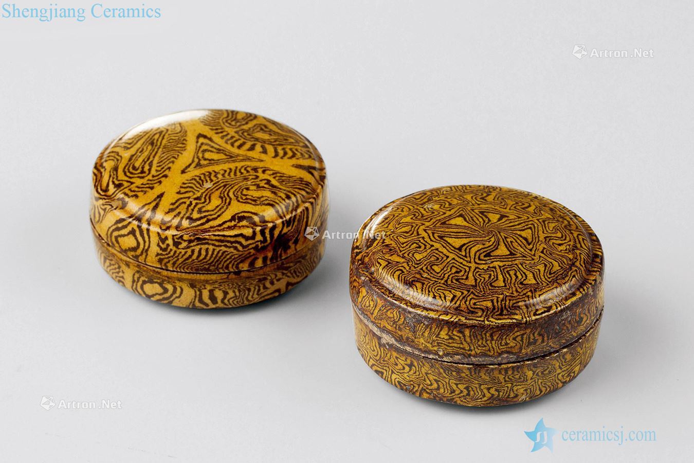 The tang dynasty (618-907) twisted placenta glaze fragrance box two things (group a)
