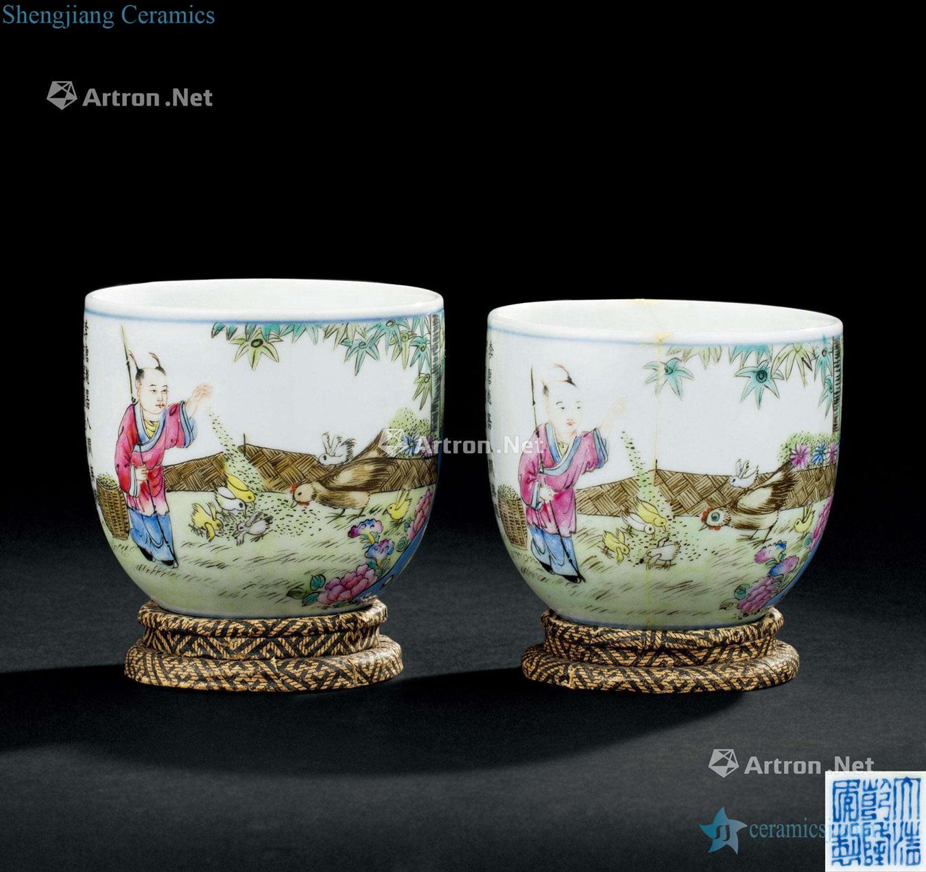 In the qing dynasty (1644-1911), pastel YingXiWen cup (a)