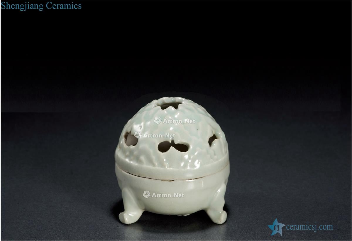The southern song dynasty Boshan ship left kiln furnace type of fragrance