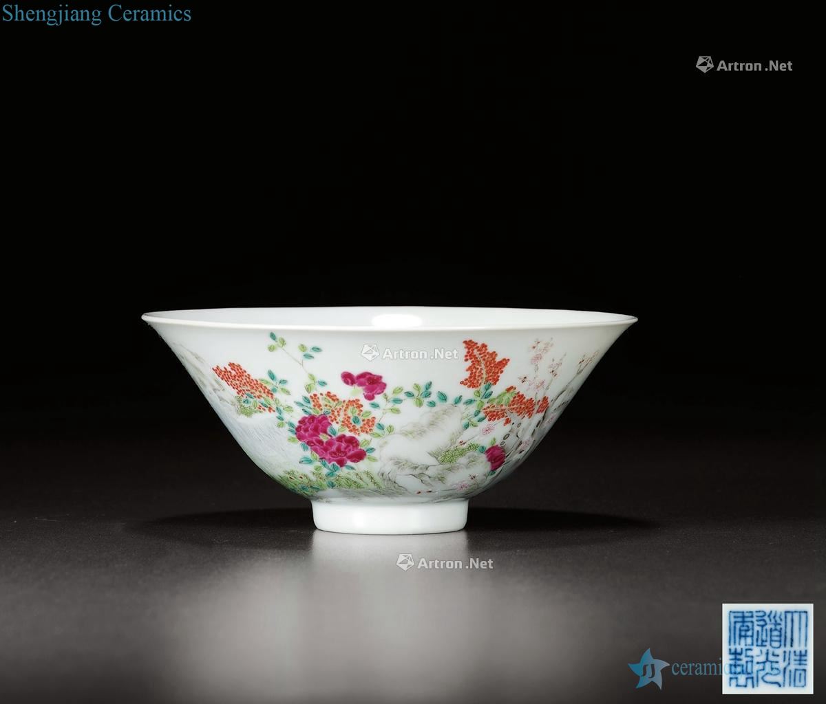 Qing daoguang "three Yang kaitai" grain powder enamel verse bowl