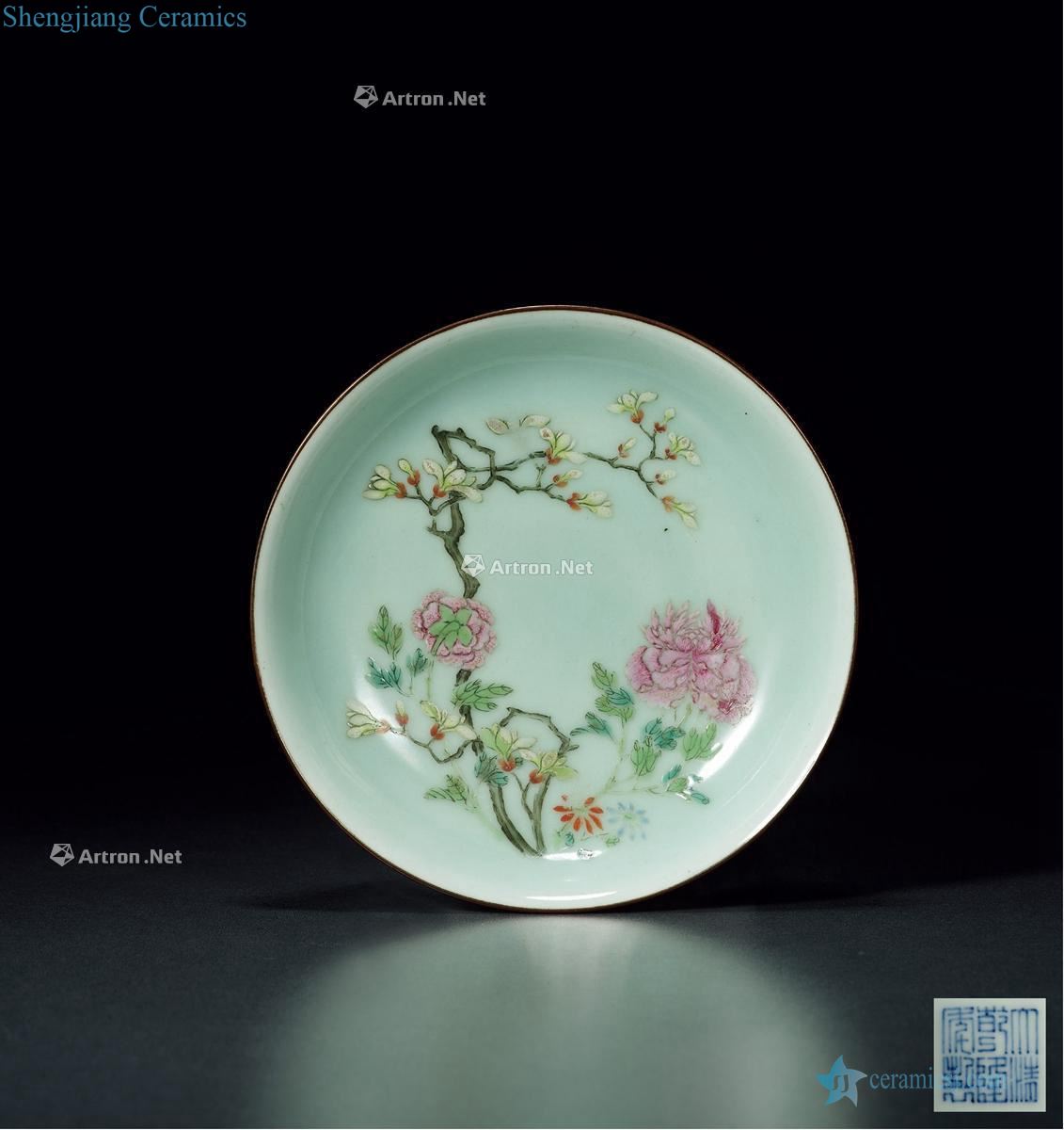 Qing qianlong pea green glaze pastel flowers tray