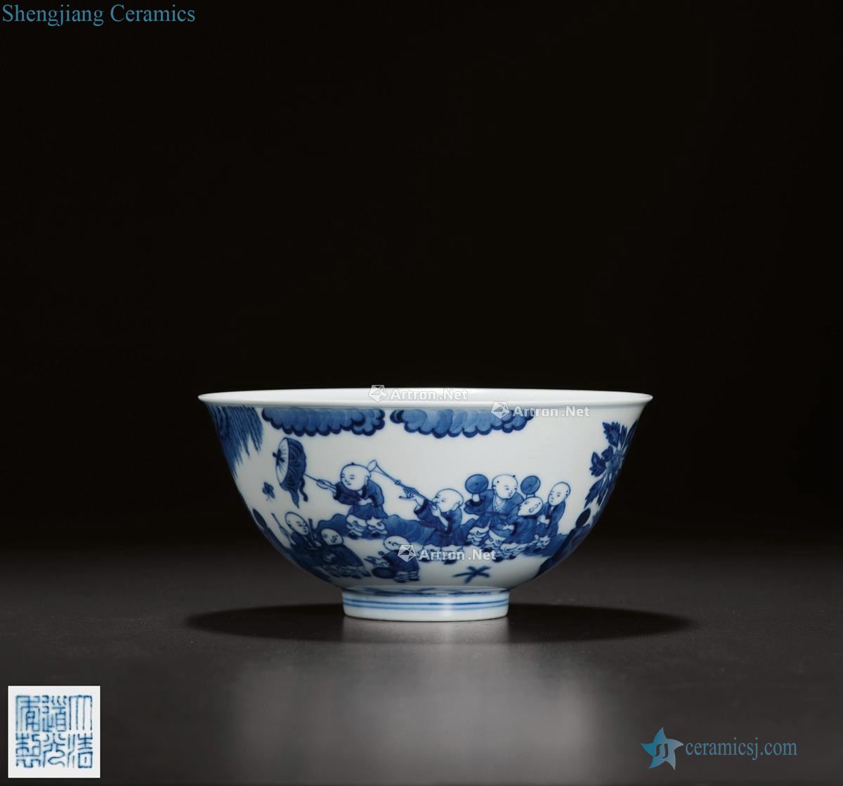 Qing daoguang Blue and white figure baby play bowls