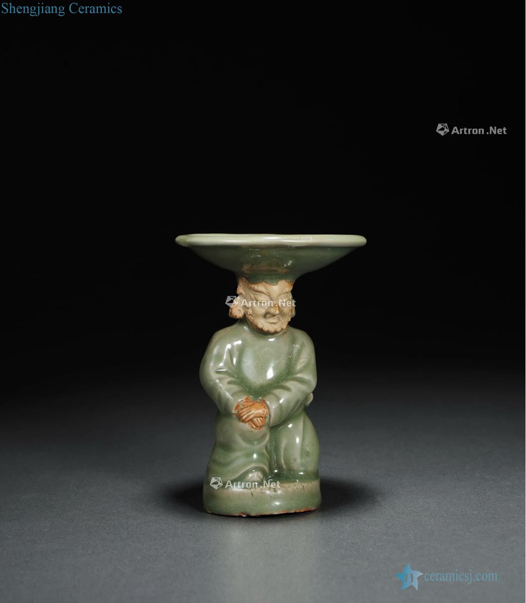 Ming Longquan celadon dharma candlesticks