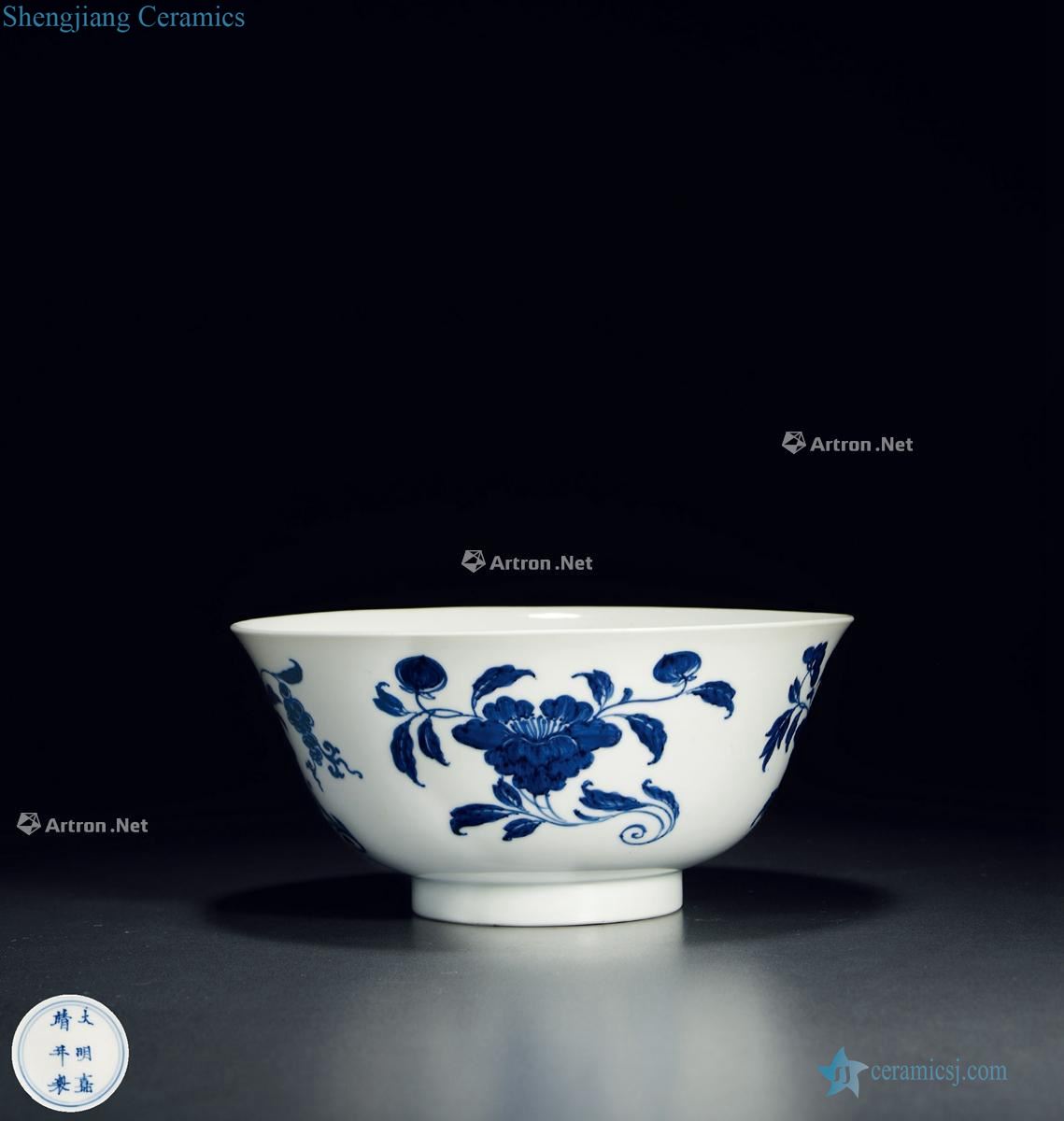 The qing emperor kangxi Blue and white flower grain big bowl