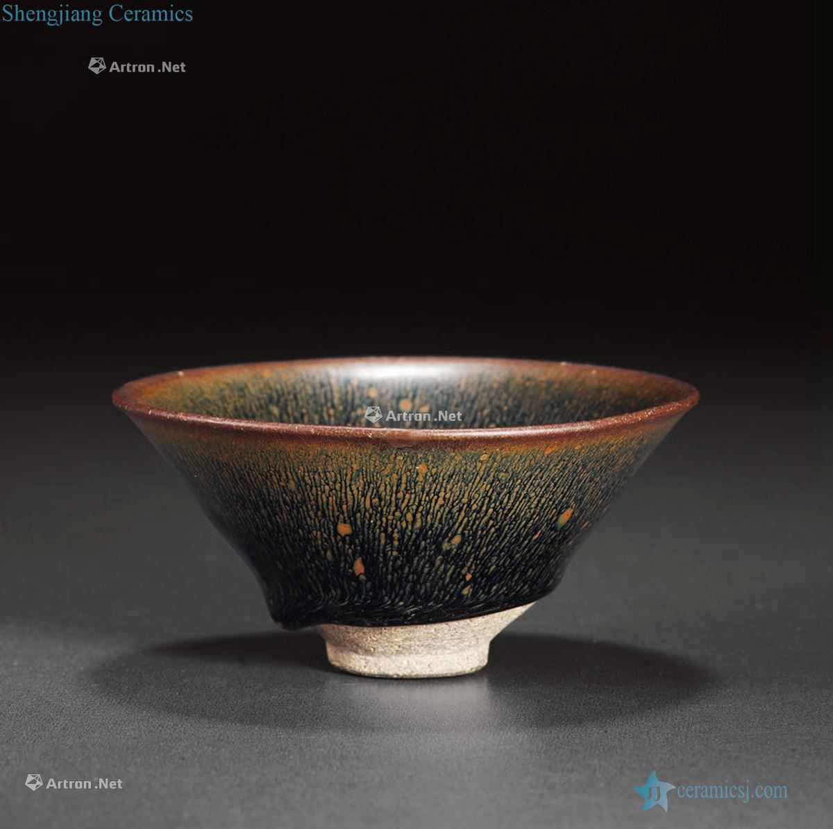 The southern song dynasty "2" to build kilns TuHao hat to light