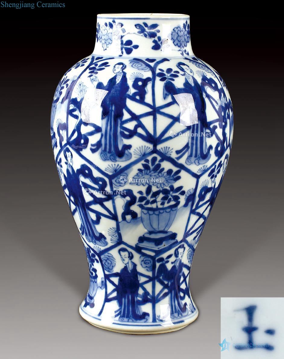 The qing emperor kangxi Blue and white plum bottle