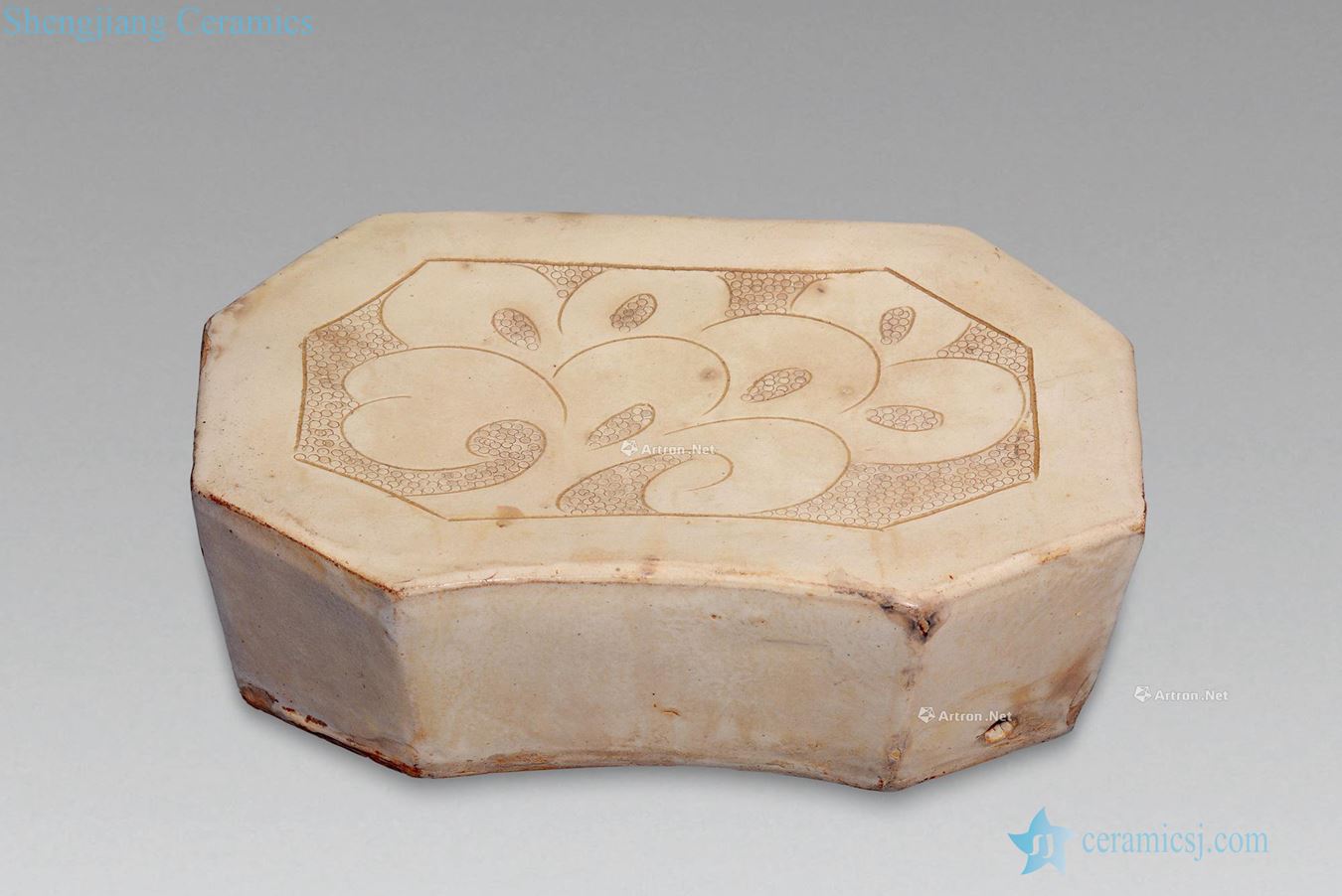 The song dynasty magnetic state kiln porcelain pillow