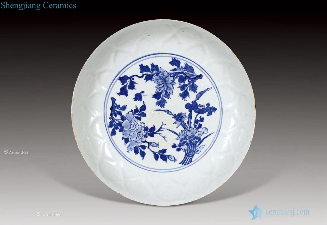 Ming Blue and white flower bas-relief tray
