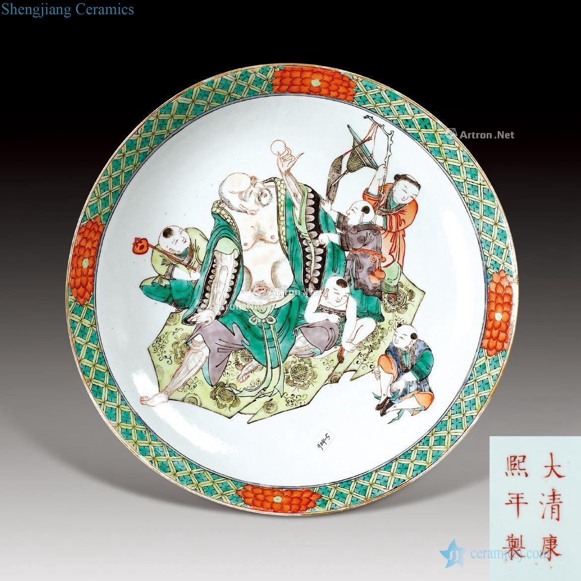 Qing dish of colorful characters