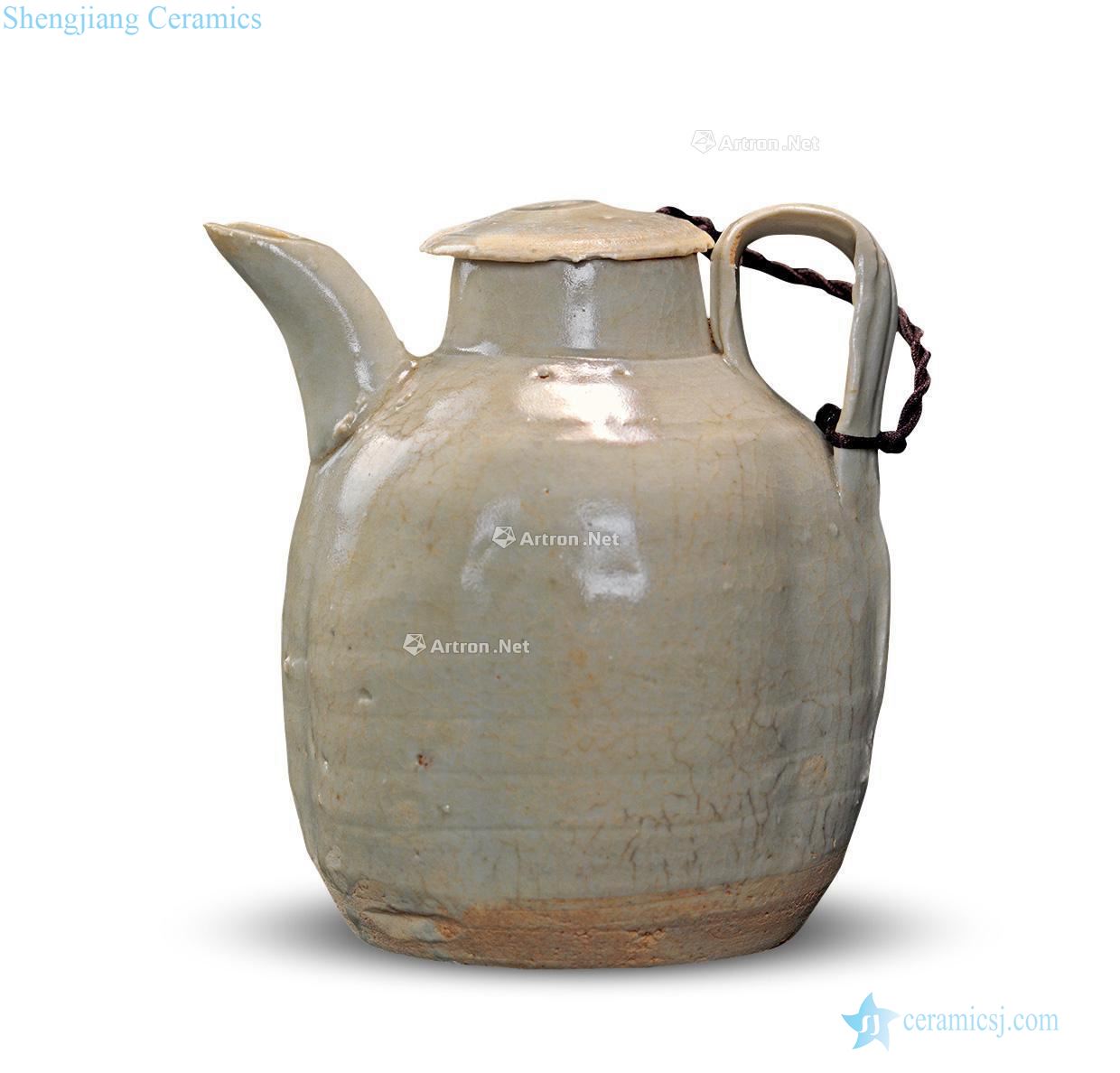 Ming or earlier The White House kiln ewer