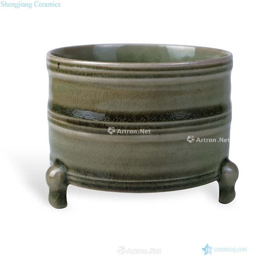 The song dynasty style Brother kiln (drum longquan celadon) WenXiangLu three-legged string