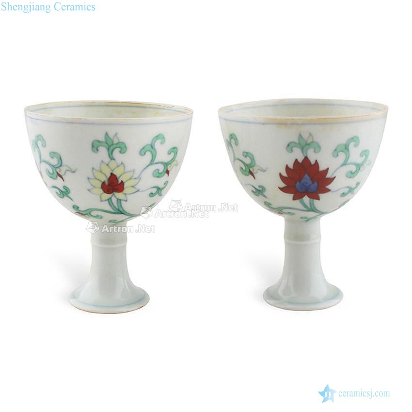 Ming chenghua Bucket color lotus flower grain footed cup