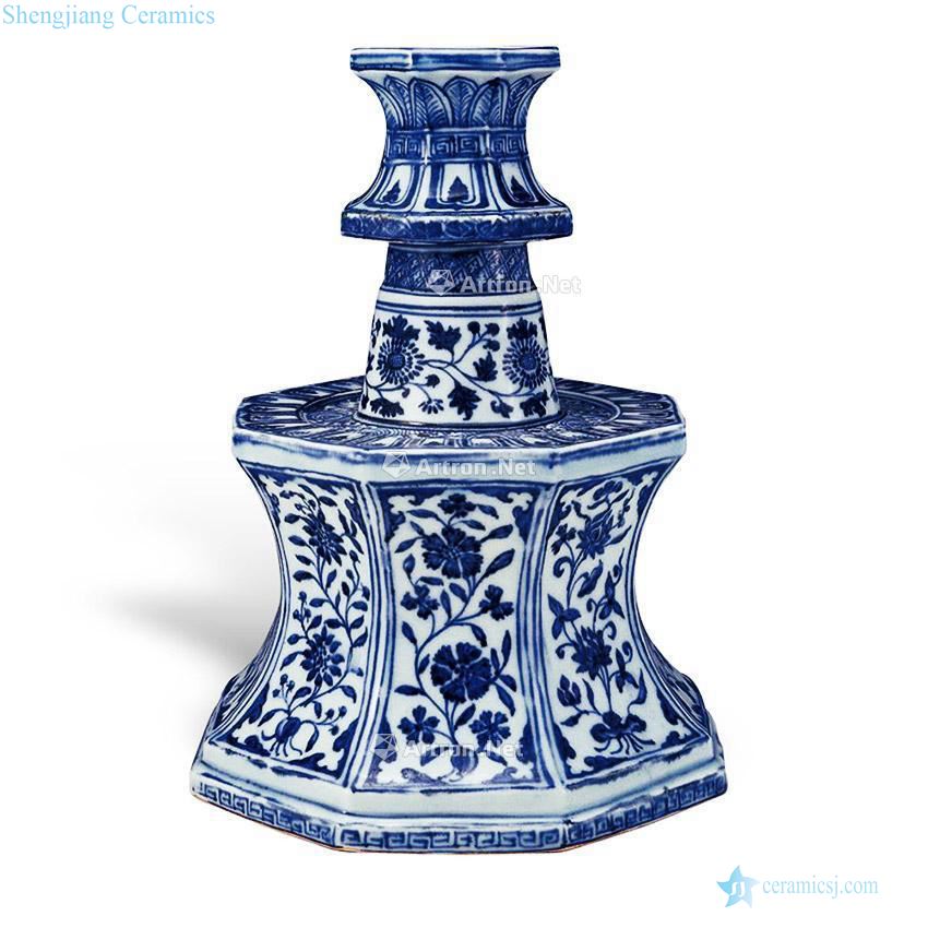 yongle Blue and white flowers, eight party candlesticks