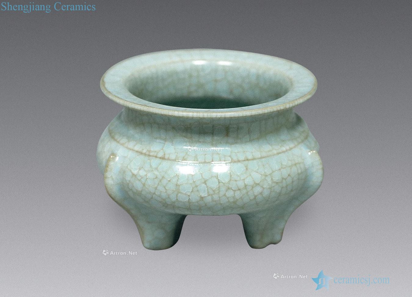 The song dynasty Your kiln ice crack by furnace