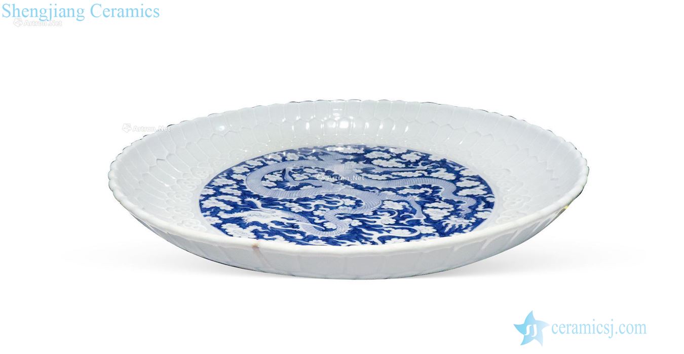 yuan Blue and white for the white dragon grain kwai plate