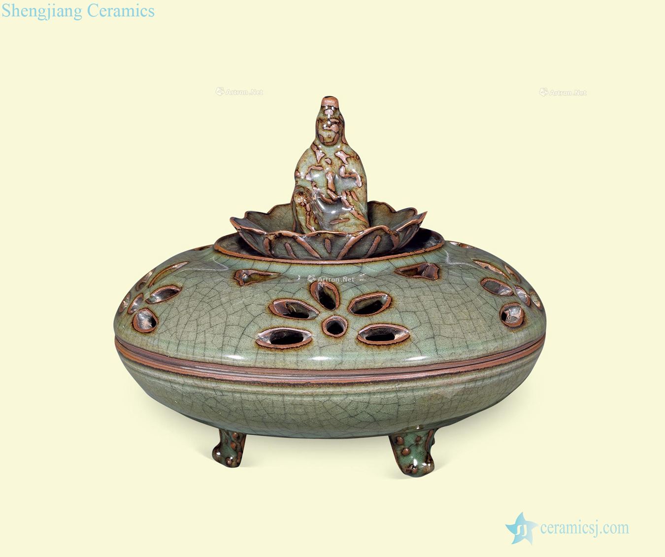 The southern song dynasty kiln green glaze guanyin sweet fume