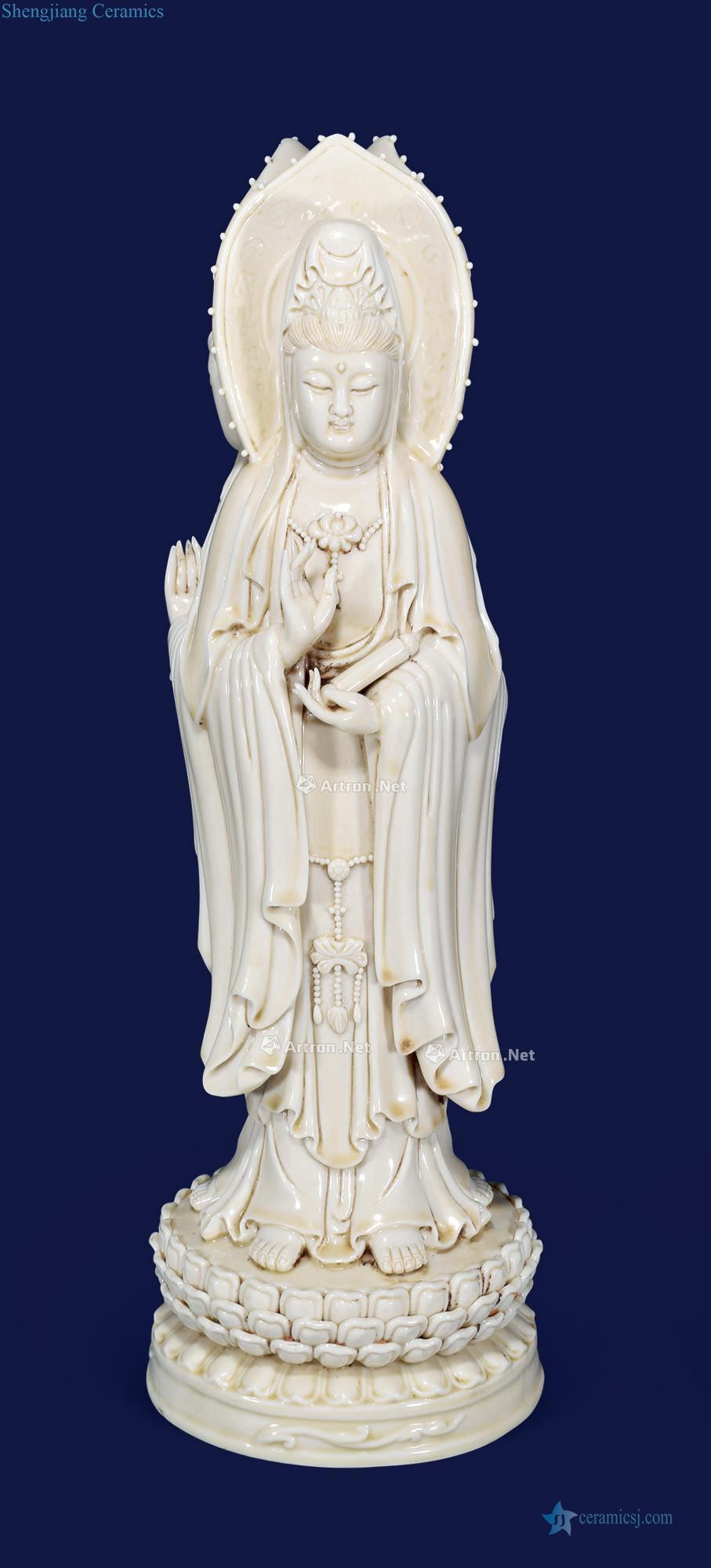 Ming new stands resemble dehua triple goddess of mercy
