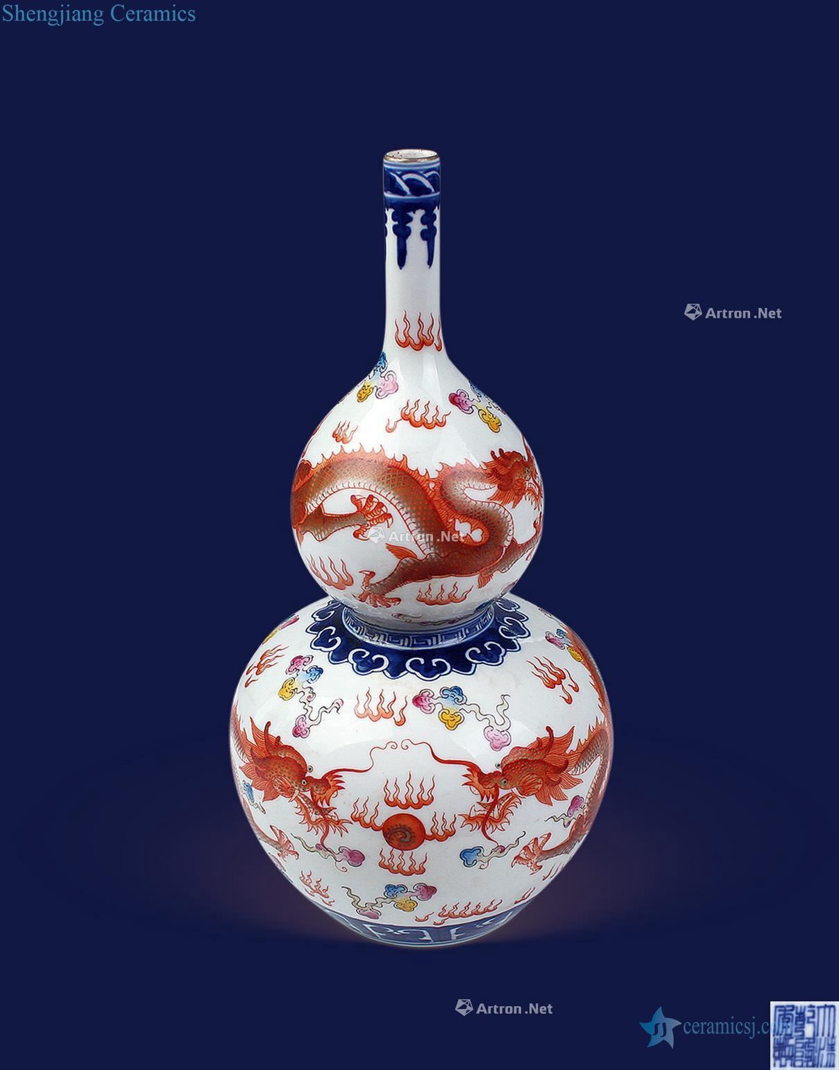 Qing porcelain enamel dragon bottle gourd