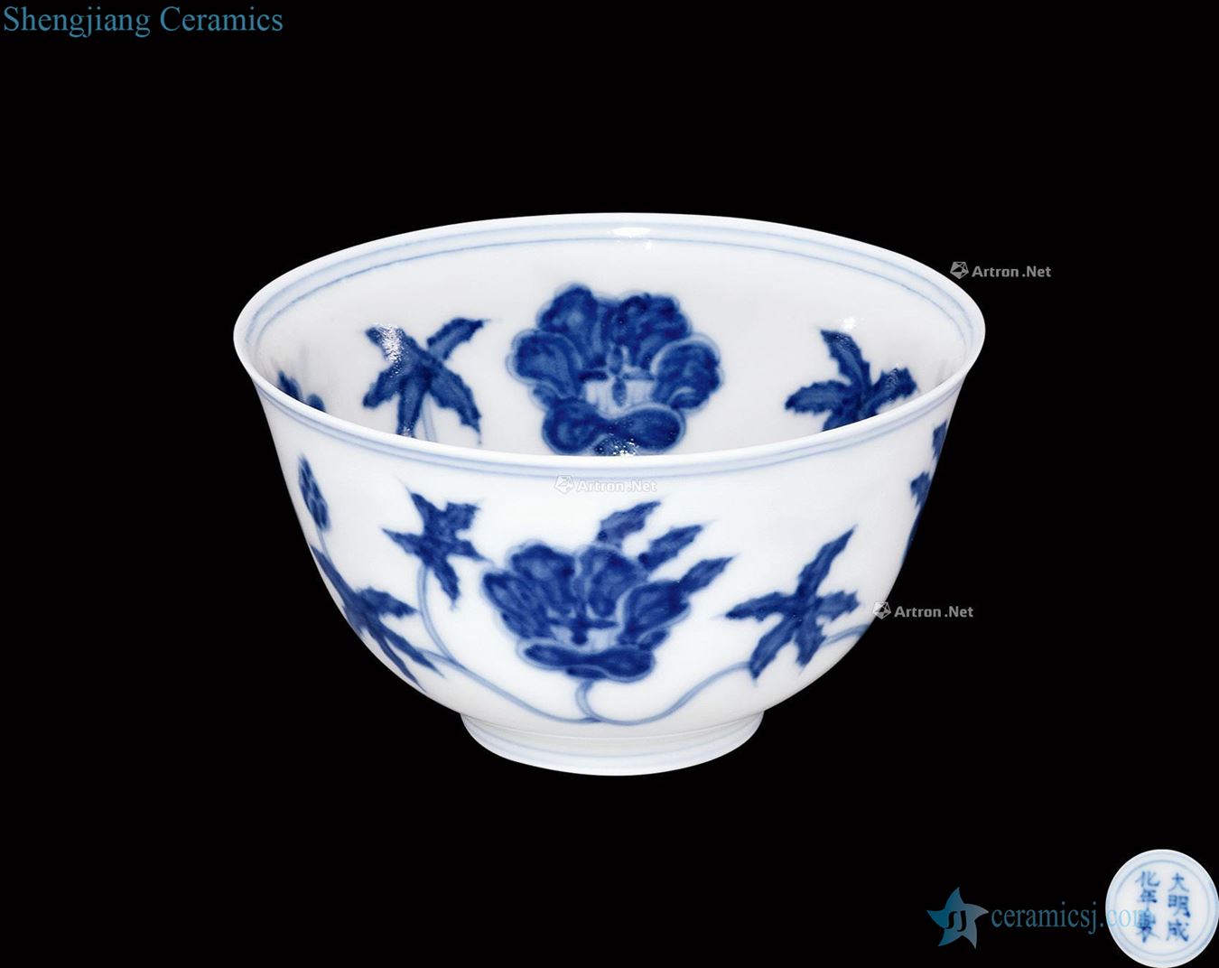 Ming Blue and white flower tattoos cup