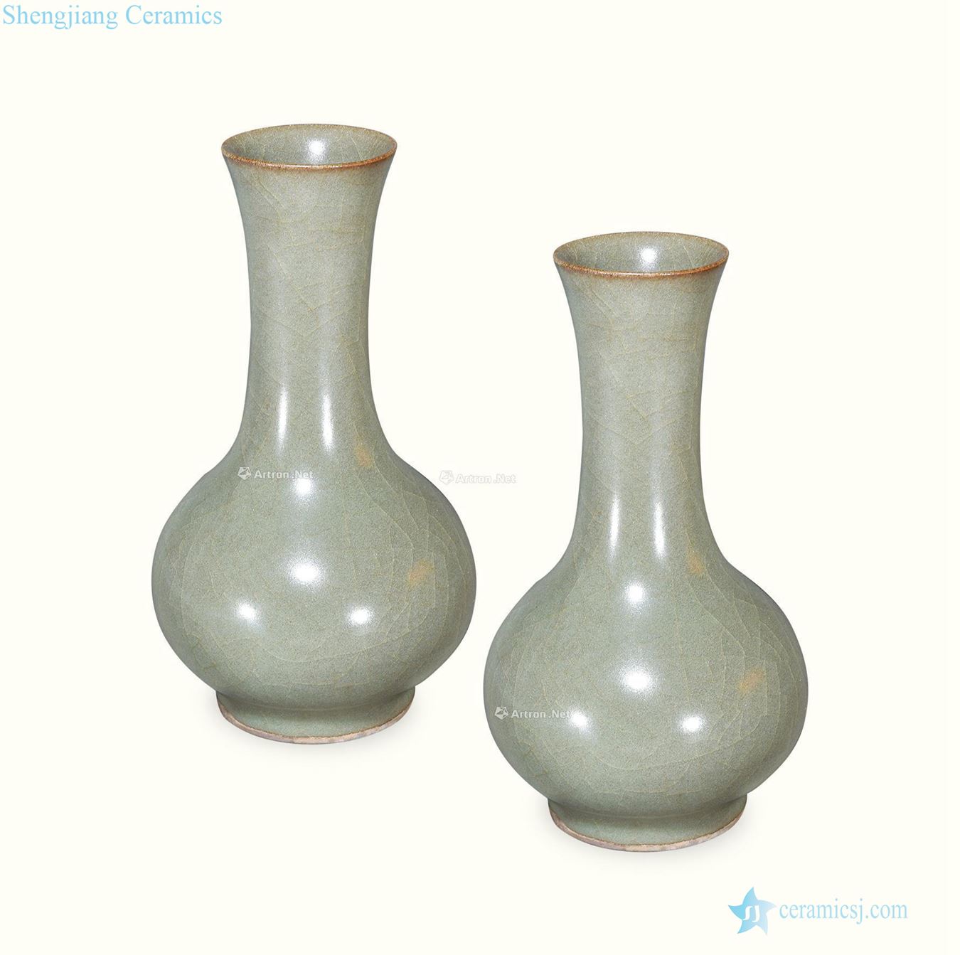 The southern song dynasty Kiln green glaze design (a)