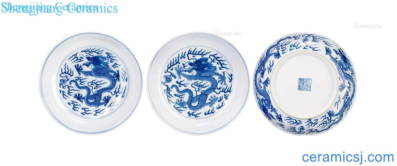 Qing qianlong Blue and white cast bead dragon plate (a)