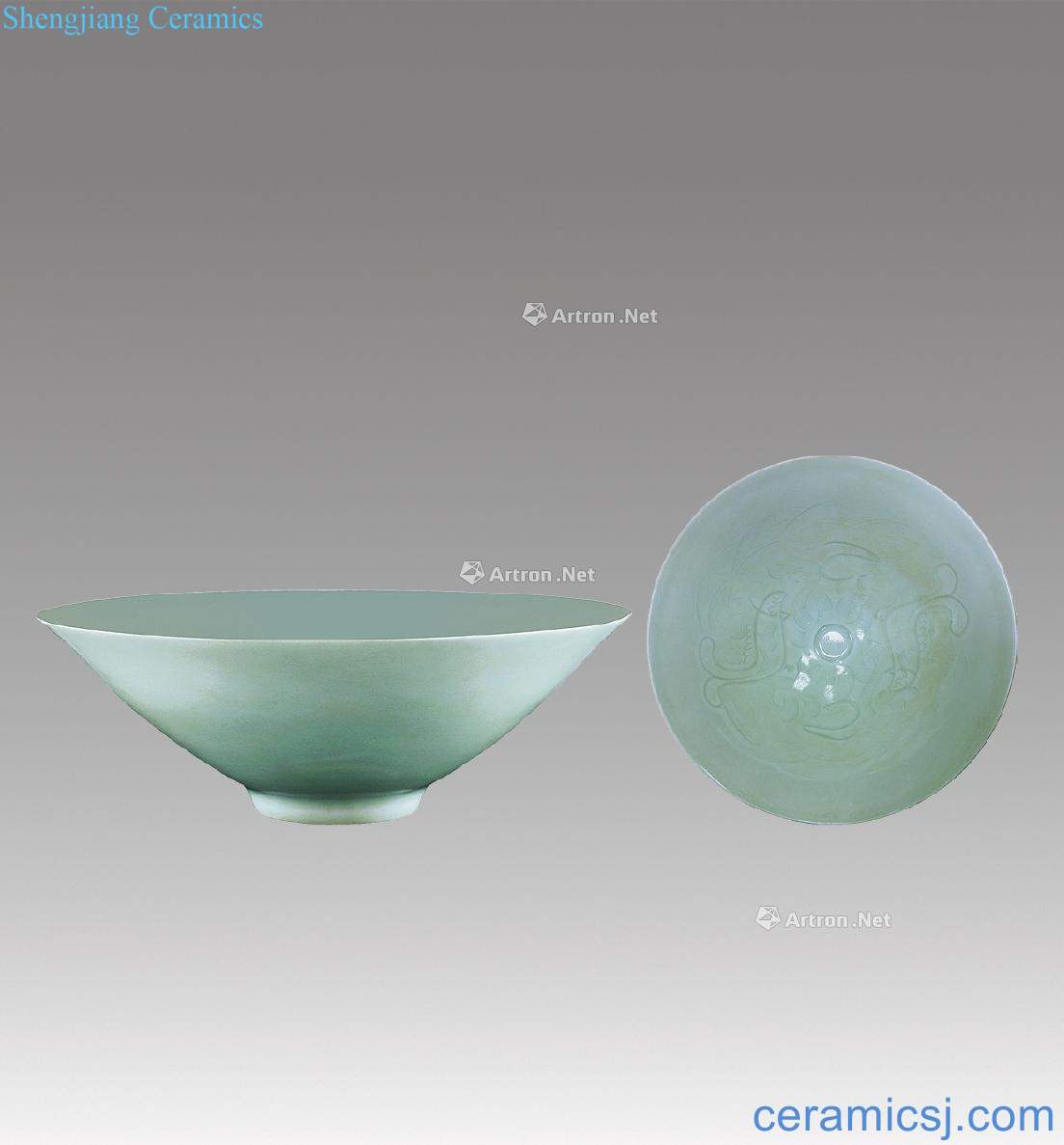 The song dynasty blue glaze Pisces lines cut bowl
