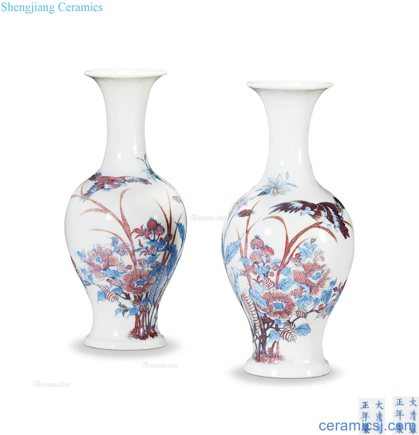 Qing dynasty blue-and-white youligong flower grain goddess of mercy bottle (a)