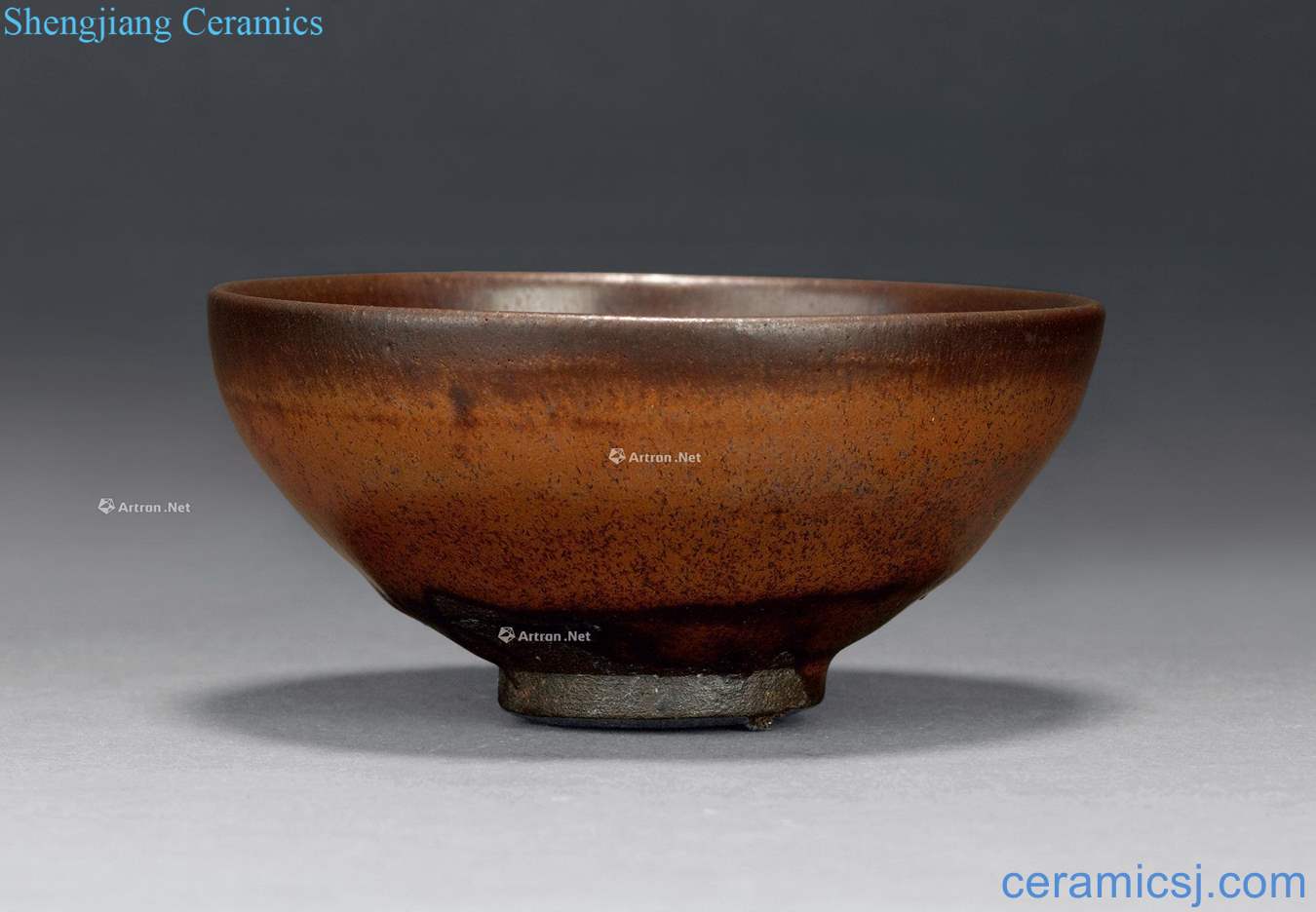 The southern song dynasty to build kilns persimmon red glaze lamp